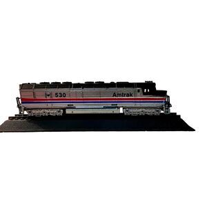 Locomotive N Scale EMD-FP45 AMTRAK Train Engine #530  DISPLAY